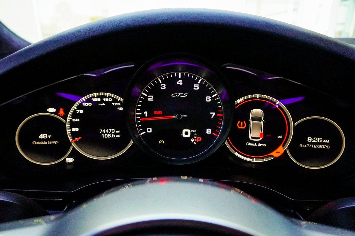 Used 2021 Porsche Cayenne GTS image 32