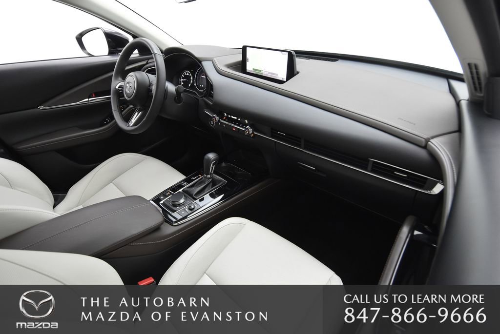 Used 2025 MAZDA CX-30 2.5 Turbo w/ Premium Plus Pkg image 24