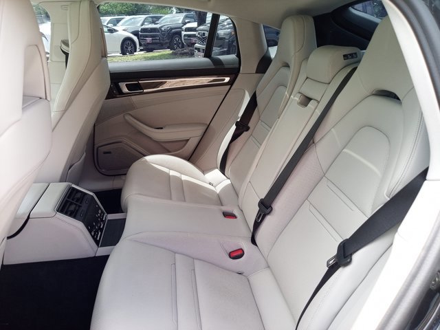 Used 2022 Porsche Panamera 4S AWD/4WD image 11