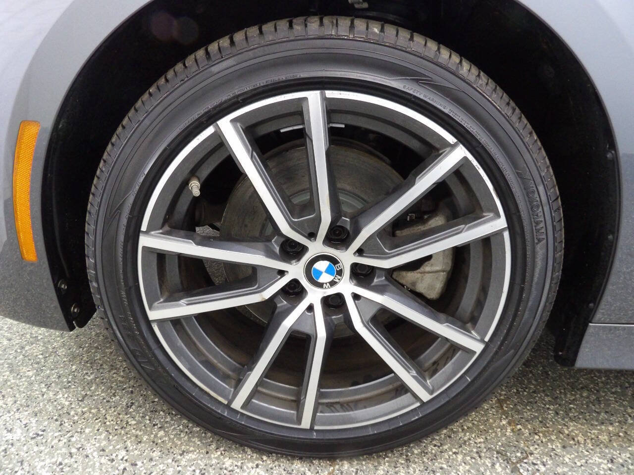 Used 2020 BMW 330i xDrive Sedan w/ Convenience Package AWD/4WD image 18