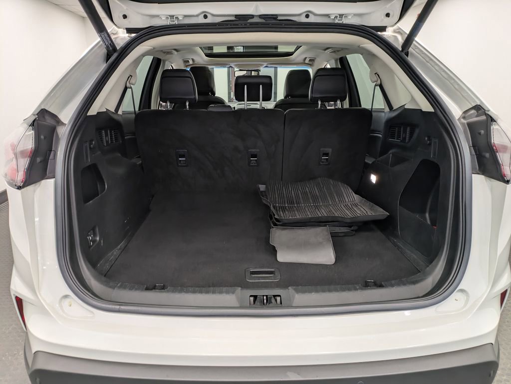 Used 2020 Ford Edge SEL w/ Convenience Package image 25