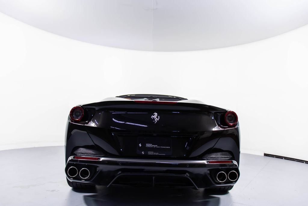 Certified 2019 Ferrari Portofino image 21
