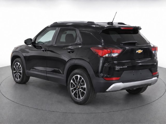 Used 2025 Chevrolet TrailBlazer LT AWD/4WD image 4