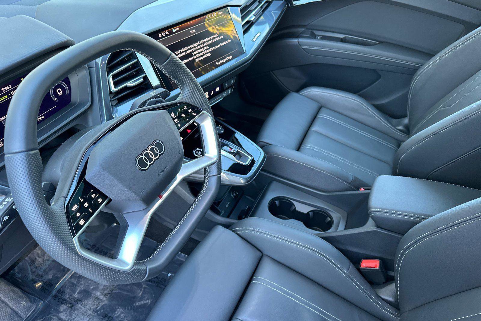 Certified 2025 Audi Q4 e-tron Premium Plus w/ Premium Plus image 10