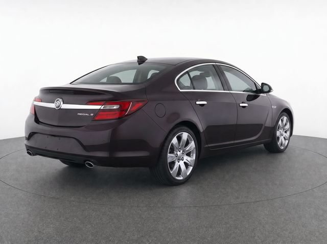 Used 2017 Buick Regal Premium w/ Driver Confidence Package #2 FWD image 4