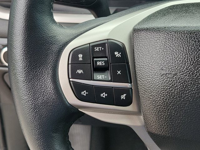 Certified 2023 Ford Explorer XLT w/ Equipment Group 202A RWD image 24