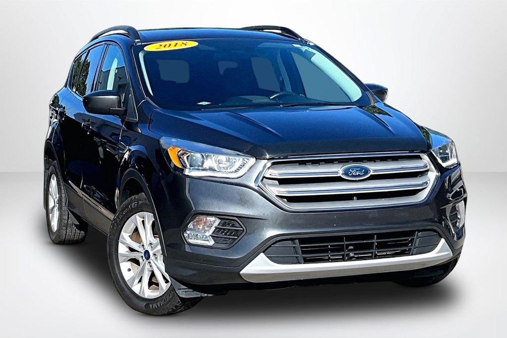 Used 2018 Ford Escape SEL AWD/4WD image 3
