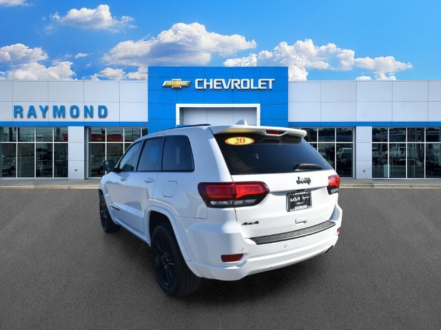 Used 2020 Jeep Grand Cherokee Altitude AWD/4WD image 5