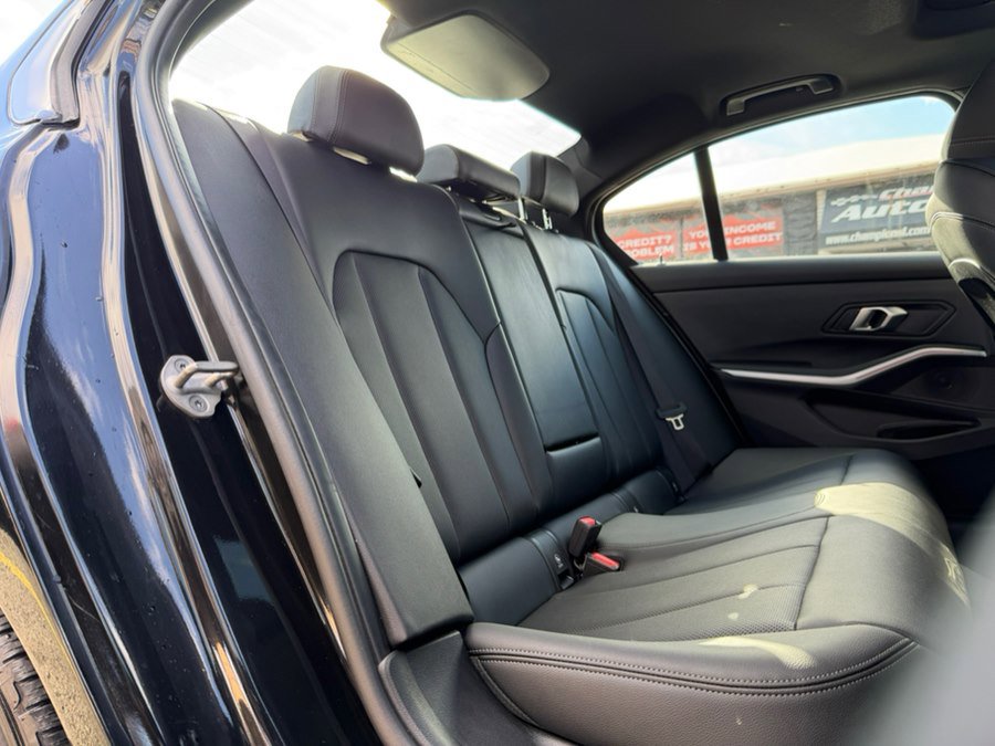 Used 2025 BMW 330i xDrive Sedan image 24