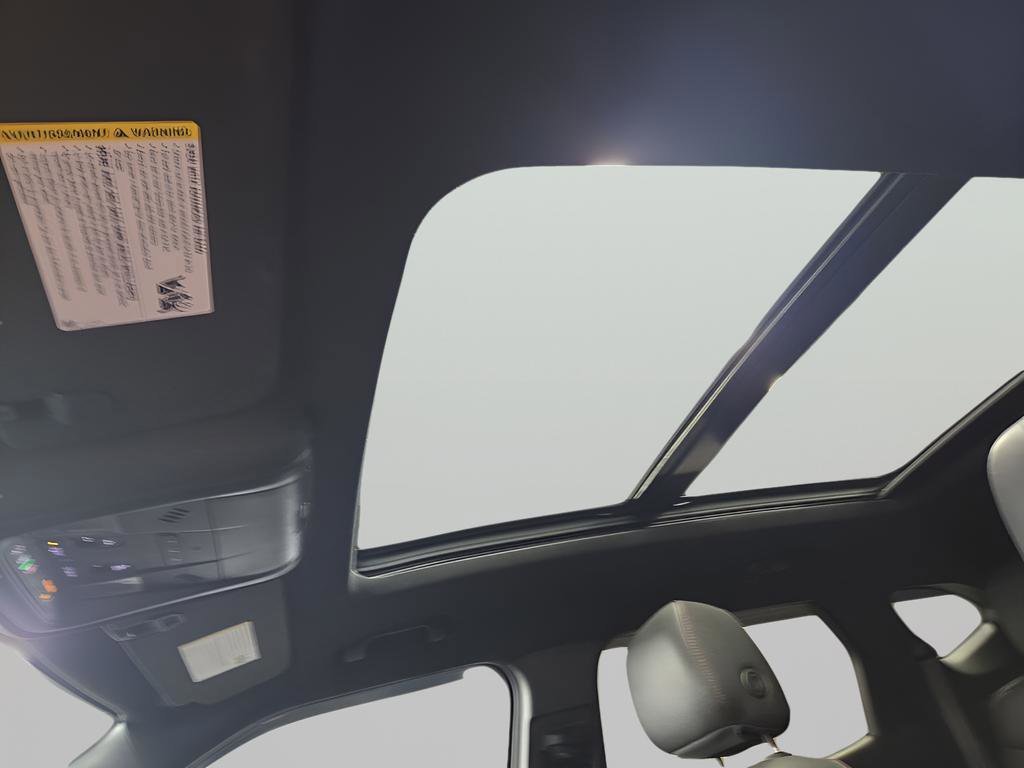 Used 2023 Chevrolet Blazer RS w/ Driver Confidence II Package image 28