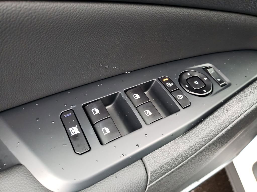 New 2026 Kia Sportage SX image 18