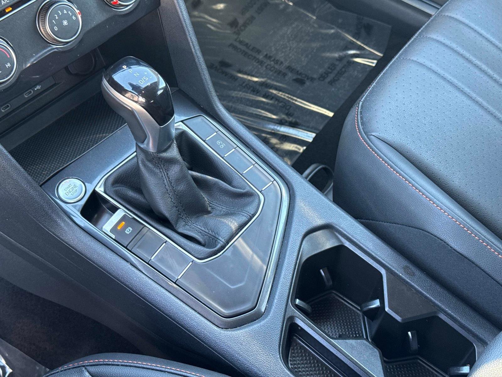 Used 2024 Volkswagen Tiguan Wolfsburg Edition image 30