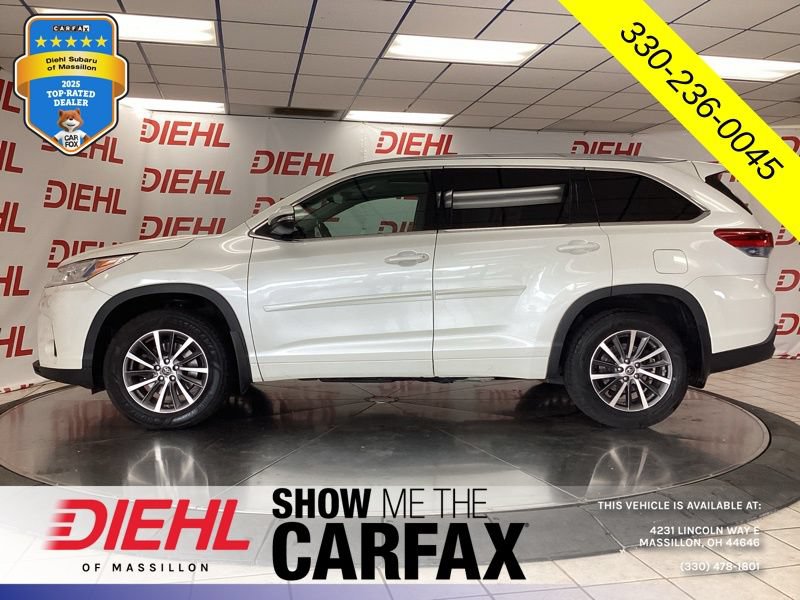 Used 2018 Toyota Highlander XLE AWD/4WD image 4