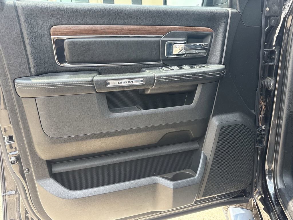 Used 2017 RAM 1500 Laramie w/ Convenience Group RWD image 10