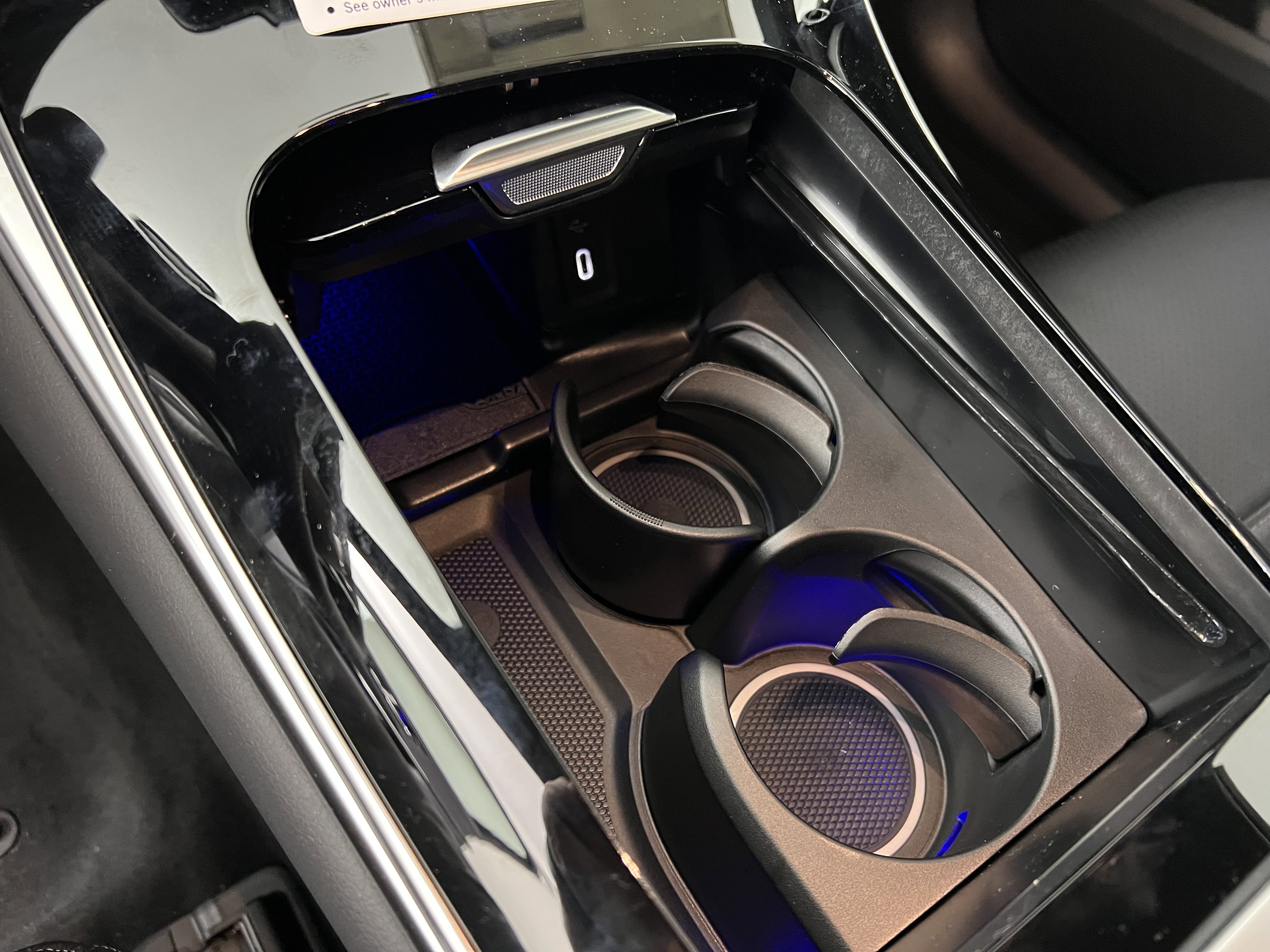 Used 2026 Mercedes-Benz GLC 300 4MATIC image 32