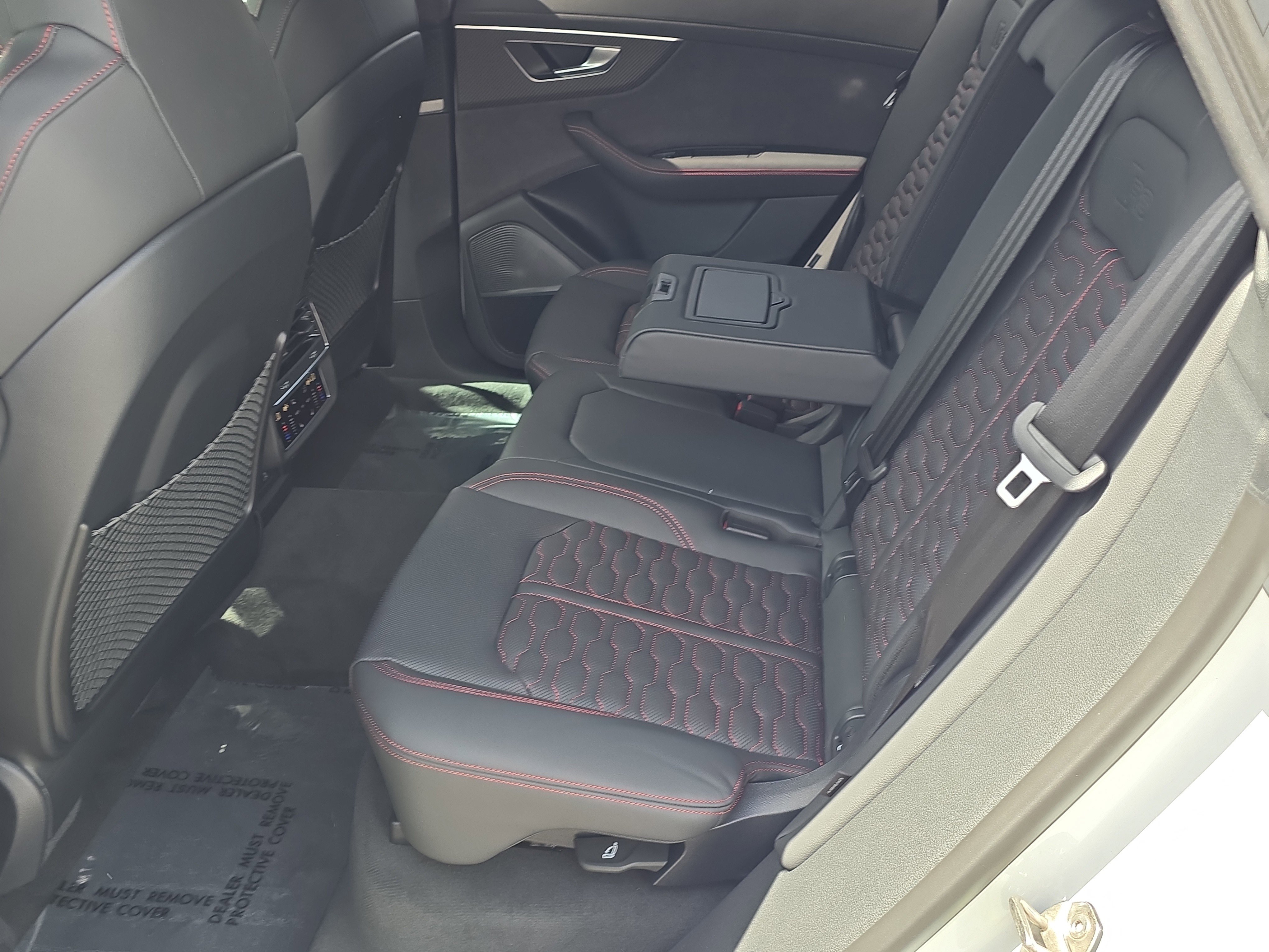 New 2025 Audi RS Q8 performance image 15