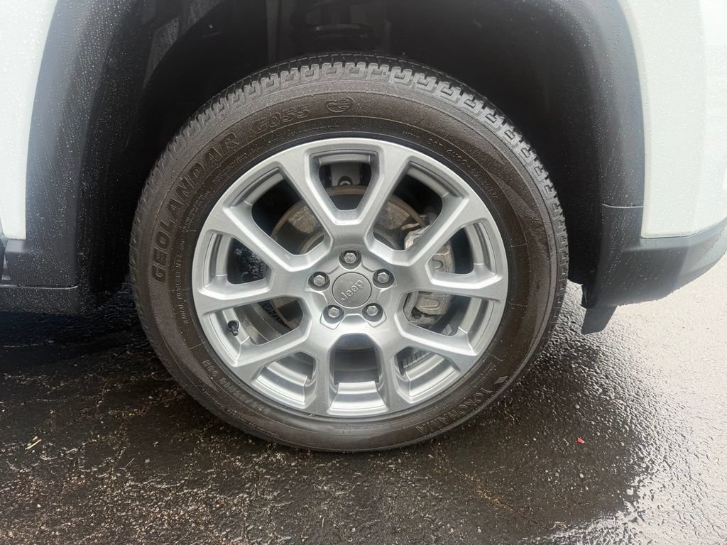 Used 2022 Jeep Compass Latitude AWD/4WD image 48