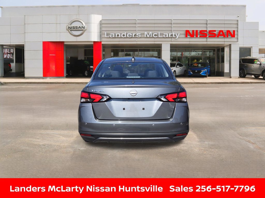 Certified 2025 Nissan Versa SV FWD image 5