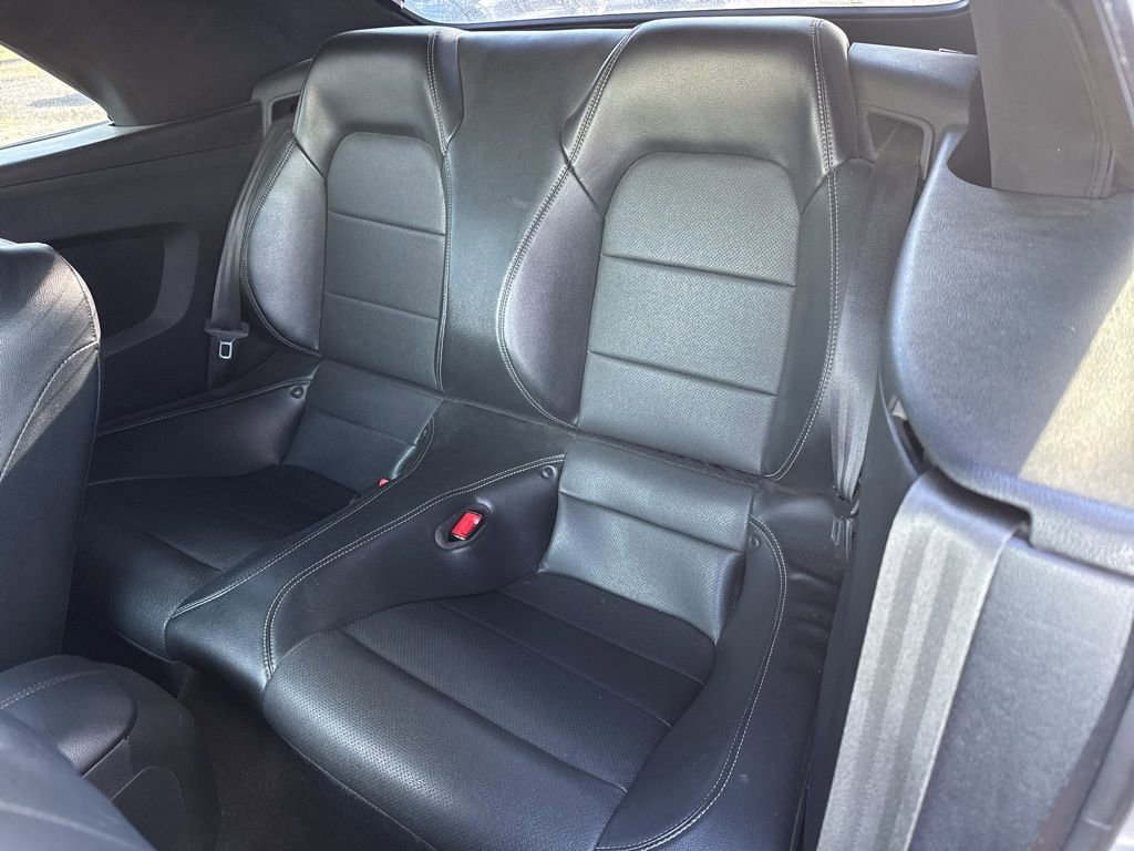 Used 2020 Ford Mustang Premium image 11