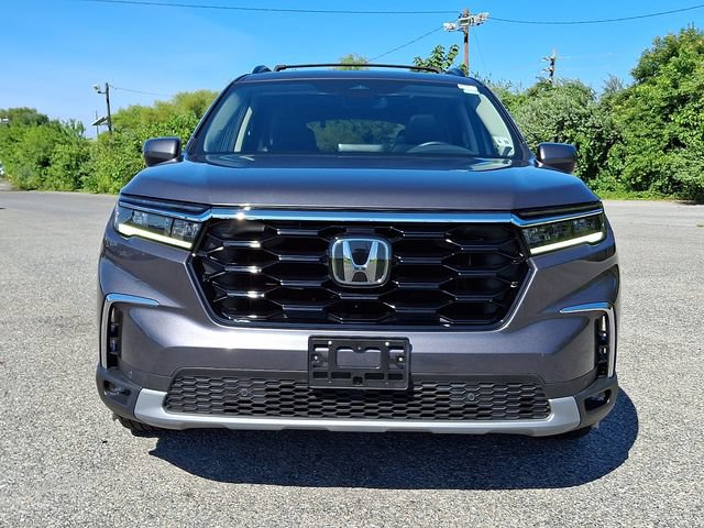 Certified 2023 Honda Pilot Touring image 3