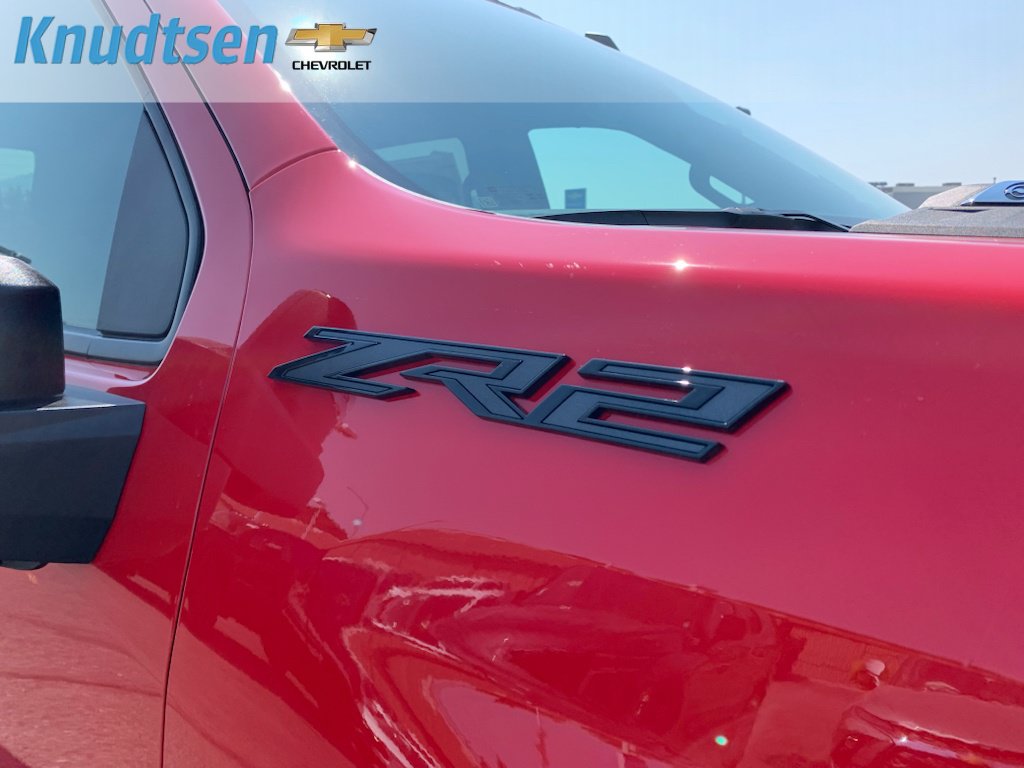 New 2026 Chevrolet Silverado 2500 ZR2 w/ LPO, Dark Essentials Package AWD/4WD image 12