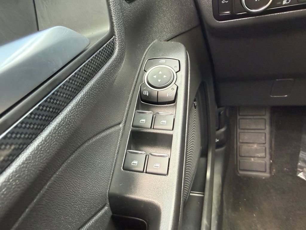 Used 2025 Ford Escape ST-Line Elite w/ Premium Technology Package AWD/4WD image 22