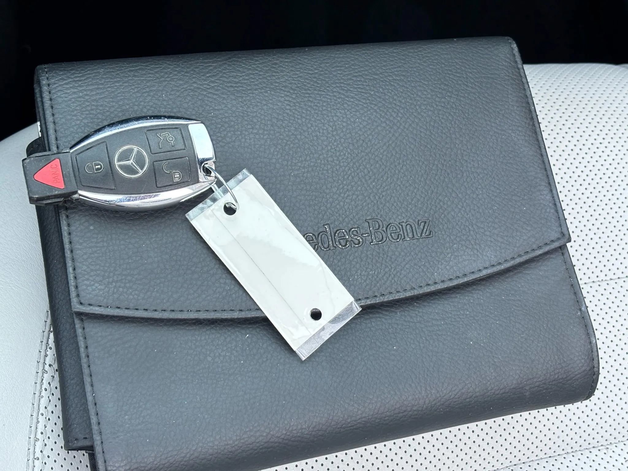 Used 2011 Mercedes-Benz E 350 Cabriolet image 37