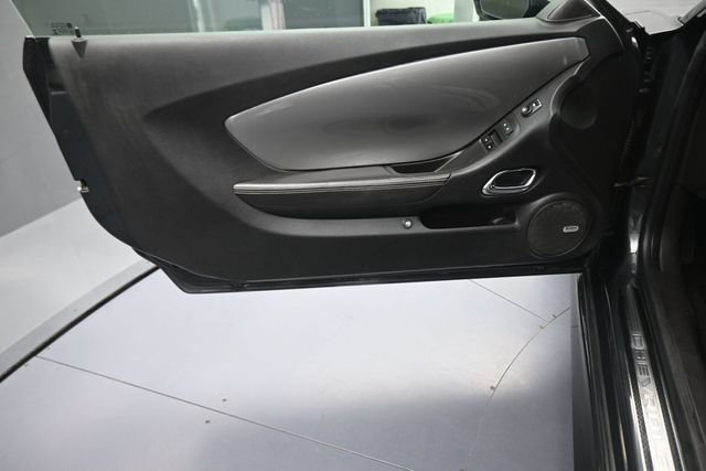 Used 2013 Chevrolet Camaro SS RWD image 16