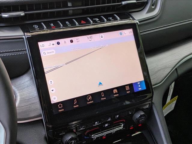 New 2025 Jeep Grand Cherokee Limited w/ Luxury Tech Group II image 14