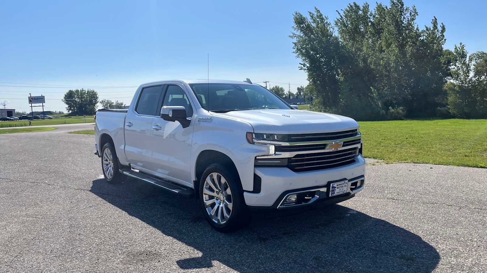 Used 2022 Chevrolet Silverado 1500 High Country image 2