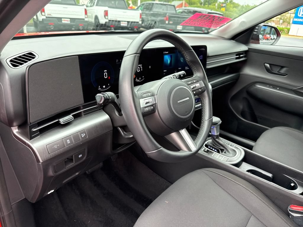 Used 2026 Hyundai Kona SEL Sport FWD image 14