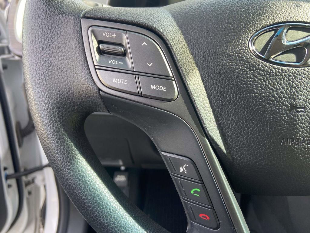 Used 2018 Hyundai Santa Fe Sport w/ 2.4L Value Package 02 FWD image 33