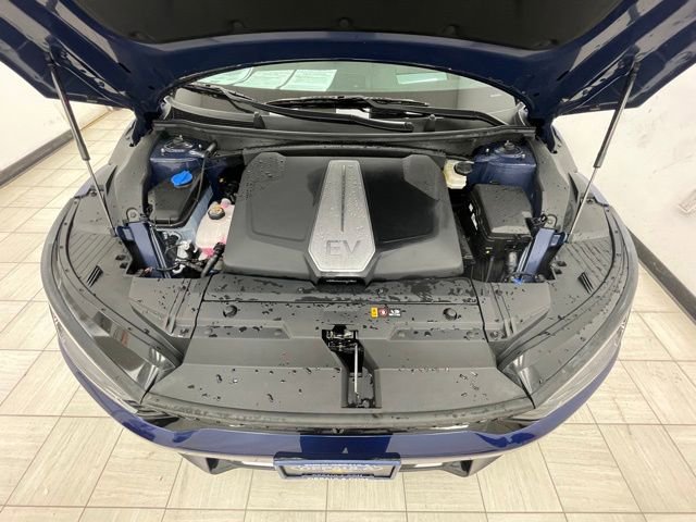 Used 2024 Kia EV6 GT-Line image 17