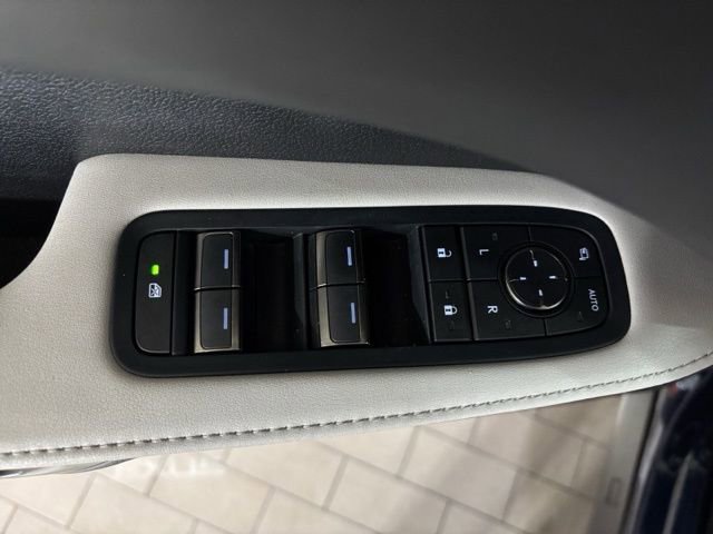 Used 2023 Lexus RX 350 Premium w/ Accessory Package (Z1) image 9