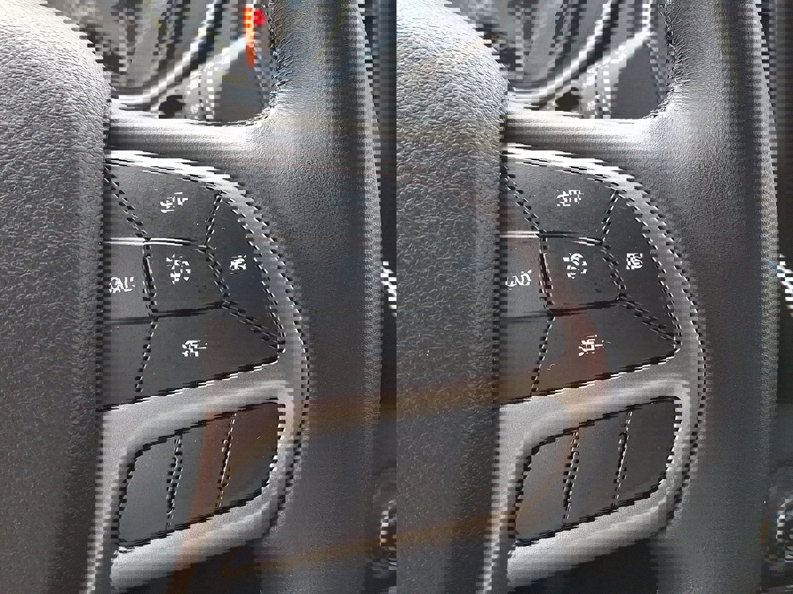 Used 2021 Jeep Cherokee Latitude Lux w/ Comfort/Convenience Group image 23