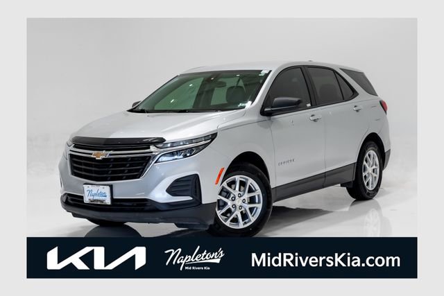 Used 2022 Chevrolet Equinox LS w/ LS Convenience Package image 1
