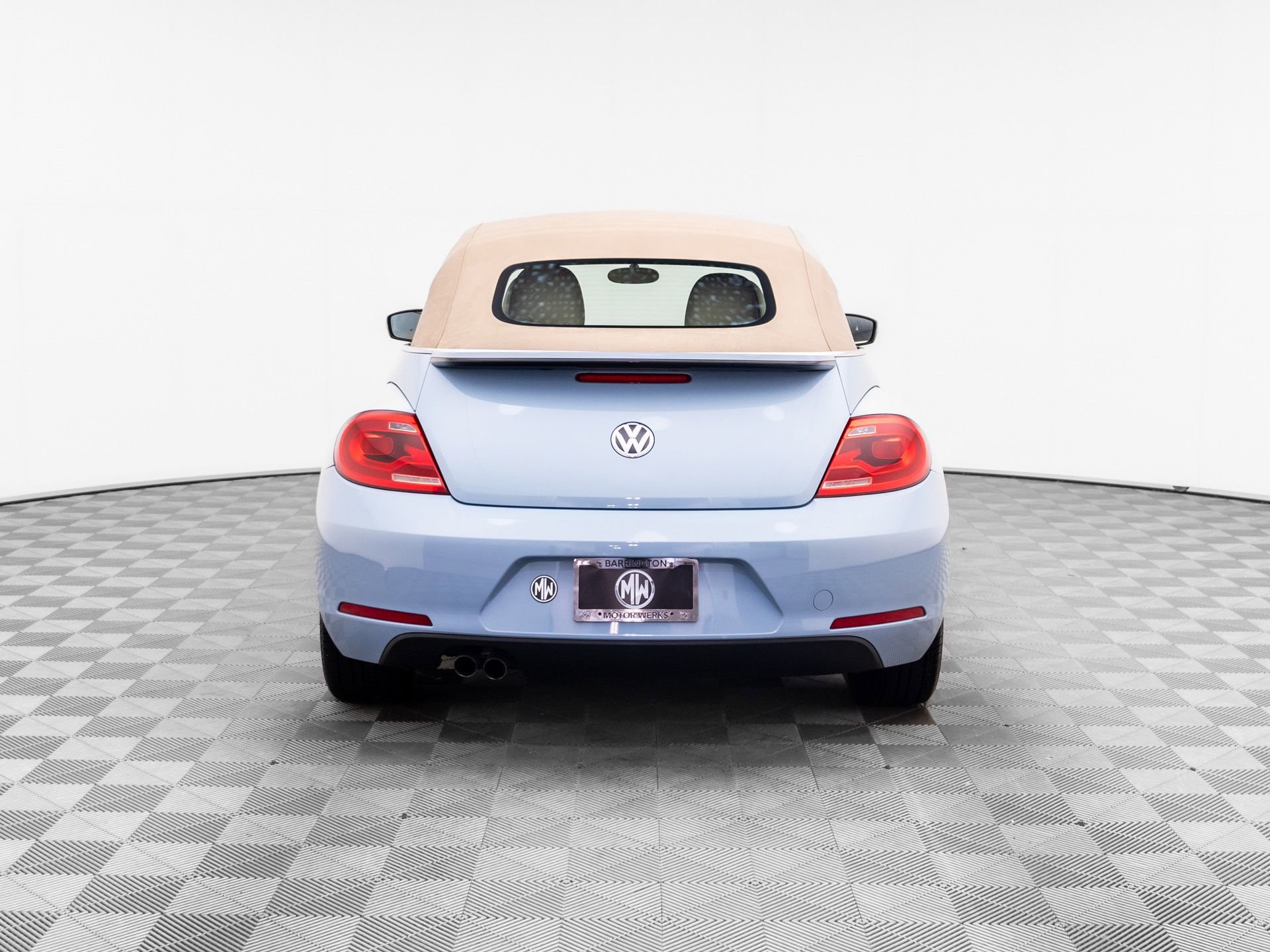 Used 2013 Volkswagen Beetle 2.5 FWD image 4