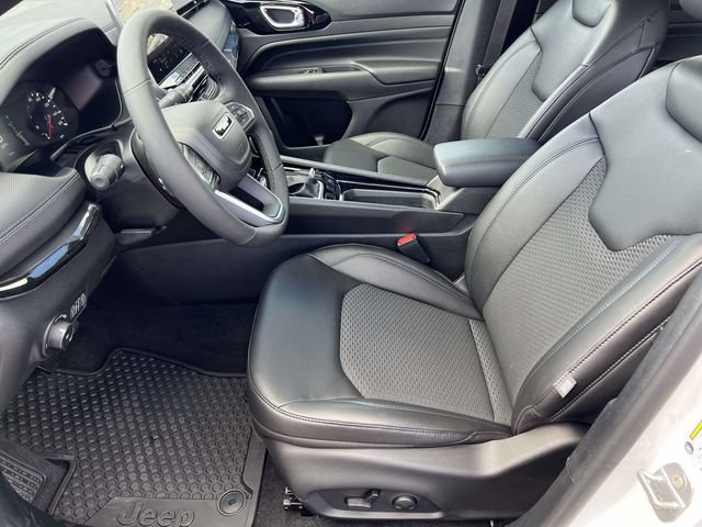 New 2026 Jeep Compass Latitude AWD/4WD image 22