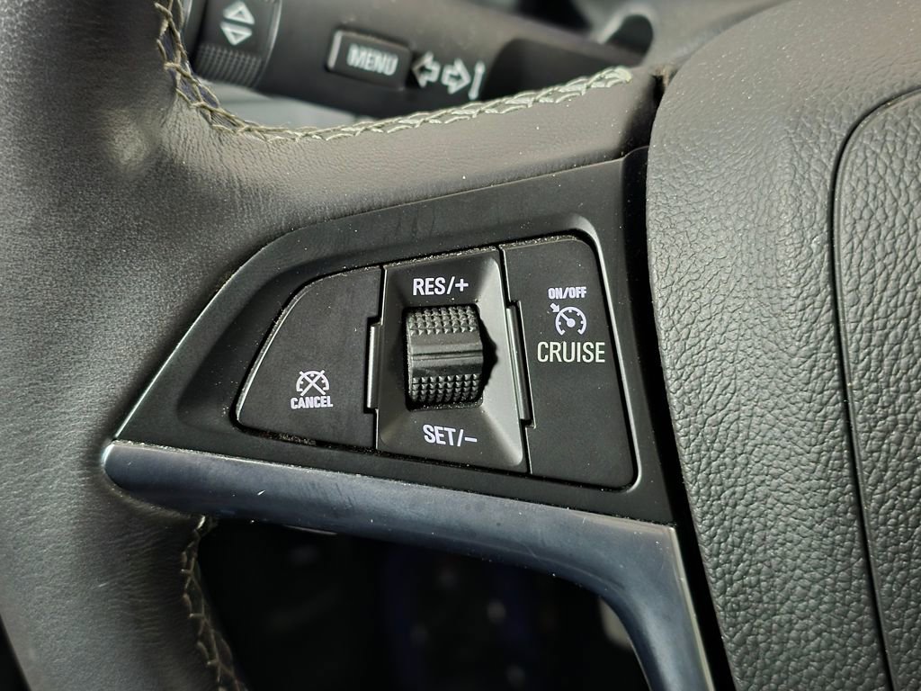 Used 2020 Buick Encore Preferred w/ Safety Package image 27