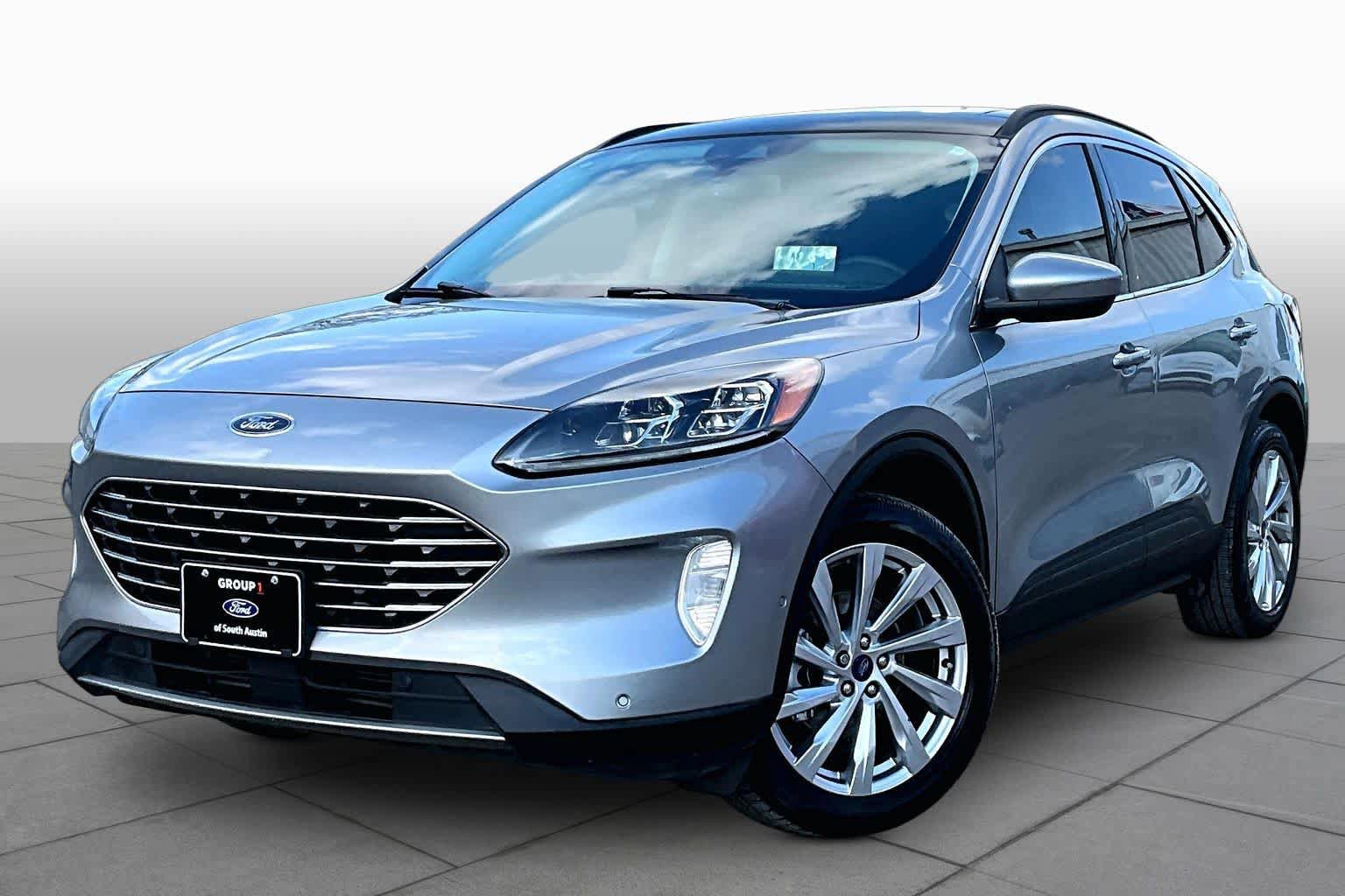 Certified 2022 Ford Escape Titanium w/ Titanium Elite Package AWD/4WD image 35