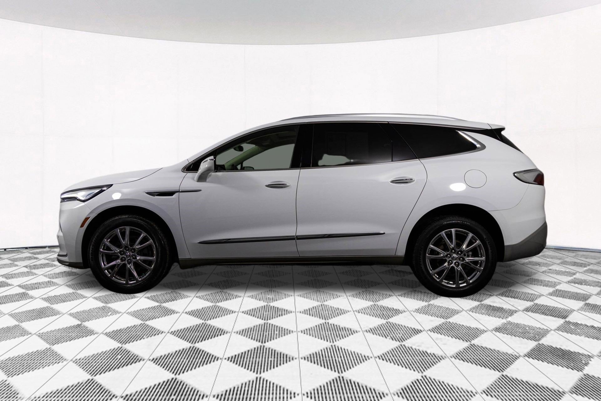 Certified 2023 Buick Enclave Essence w/ Experience Buick Package image 9