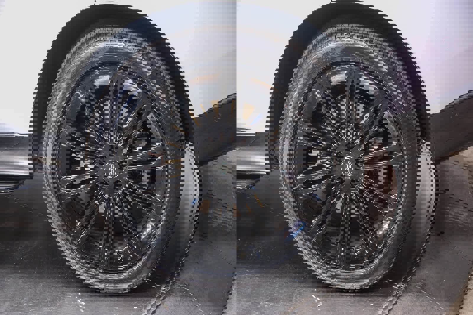 Used 2024 Land Rover Range Rover SE image 9