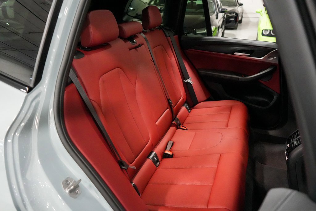 Used 2024 BMW X3 M40i image 21
