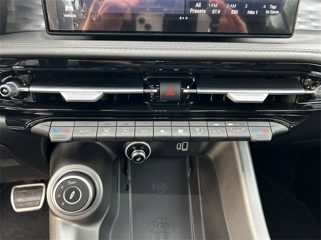 Used 2024 Alfa Romeo Tonale Veloce w/ Premium Interior Package image 21