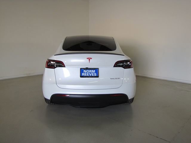 Used 2024 Tesla Model Y Performance AWD/4WD image 19