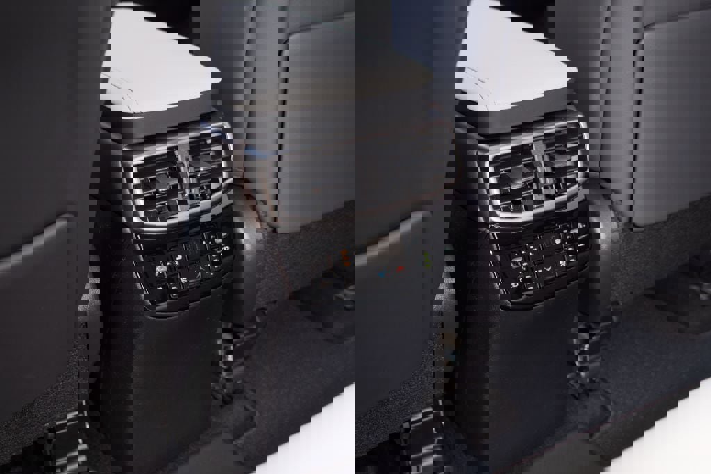 New 2026 Lexus RX 450h Luxury image 22