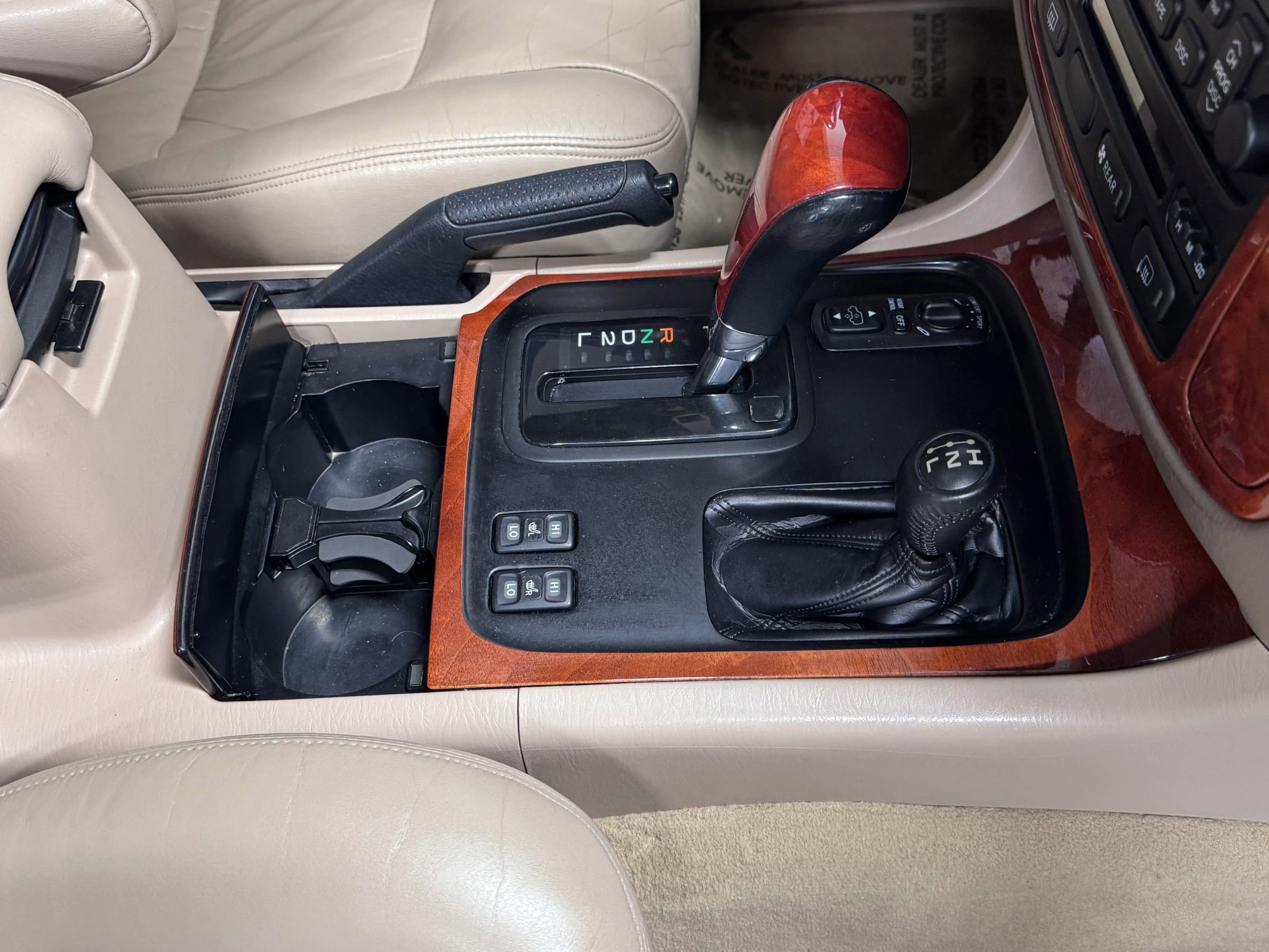 Used 2002 Lexus LX 470 LX 470 Sport Utility 4D image 13