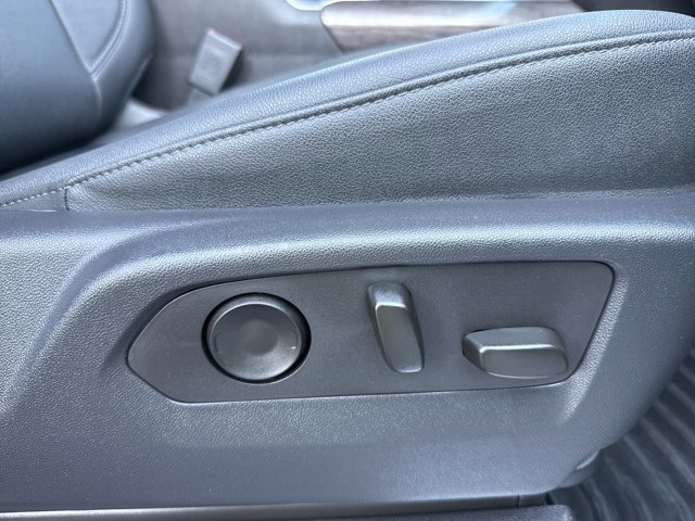 Used 2023 Chevrolet Silverado 1500 LTZ w/ LTZ Premium Package image 30