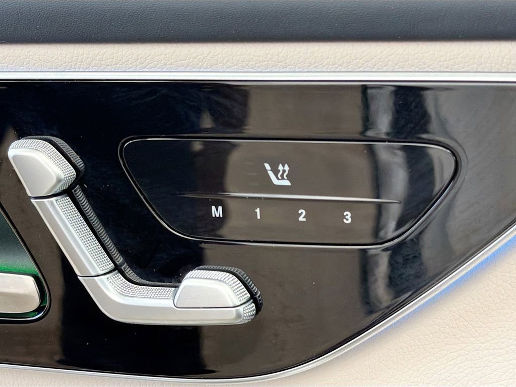 Used 2023 Mercedes-Benz GLC 300 4MATIC image 20