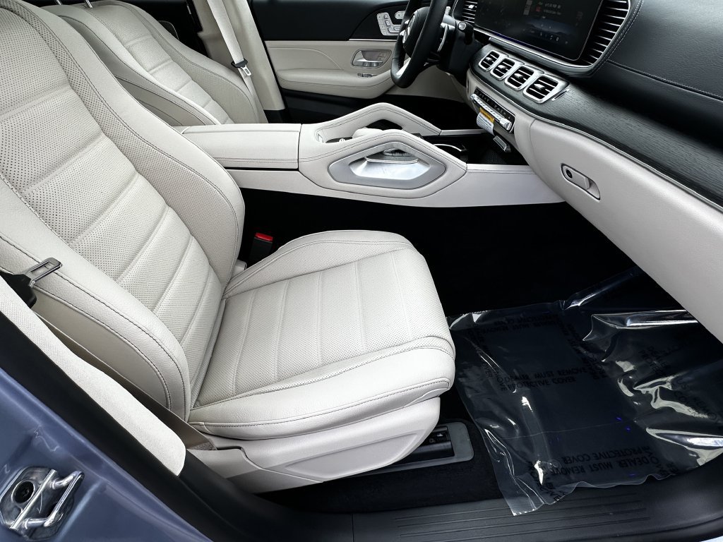New 2026 Mercedes-Benz GLS 450 4MATIC image 15